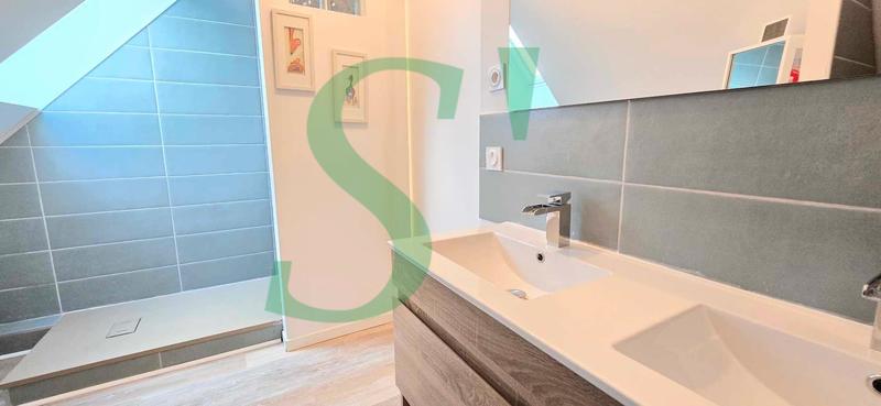 Maison - 170 m² - 7 pièces