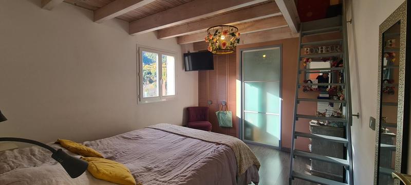 Maison - 144 m² - 8 pièces