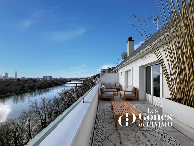 Appartement - 88 m² - 3 pièces