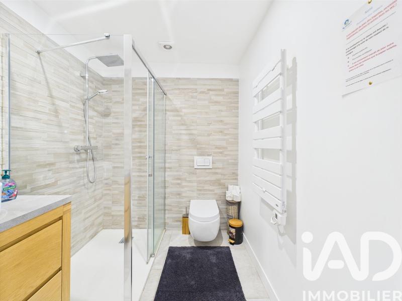 Maison - 444 m² - 14 pièces