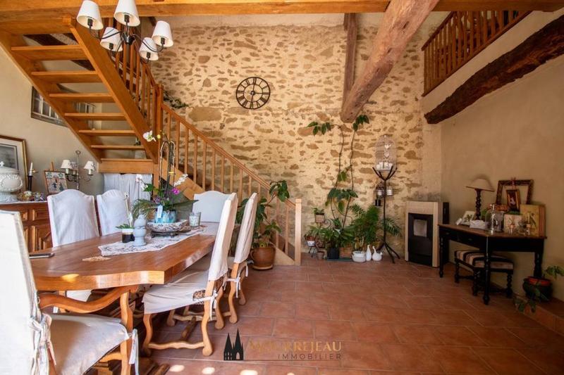 Demeure - 460 m² - 16 pièces