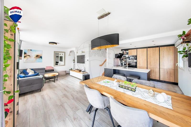 Appartement - 88 m² - 4 pièces