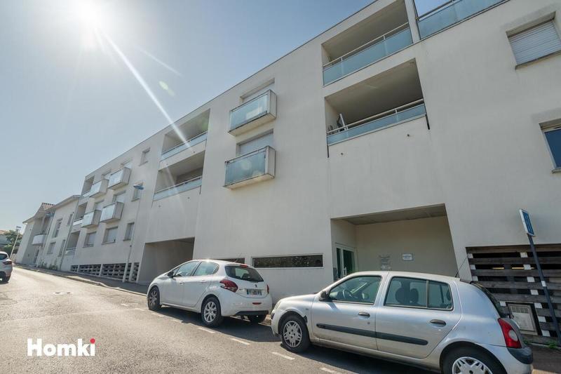 Appartement - 80 m² - 3 pièces