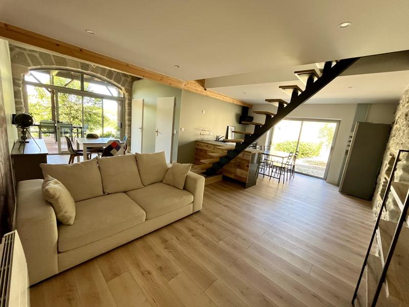 Maison - 650 m² - 20 pièces