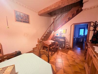 Maison - 90 m² - 3 pièces