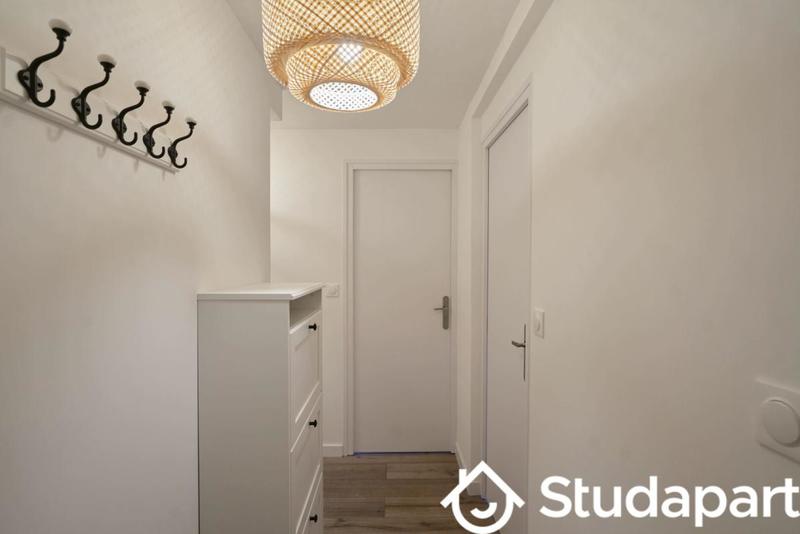 Chambre - 13 m² - 1 pièce