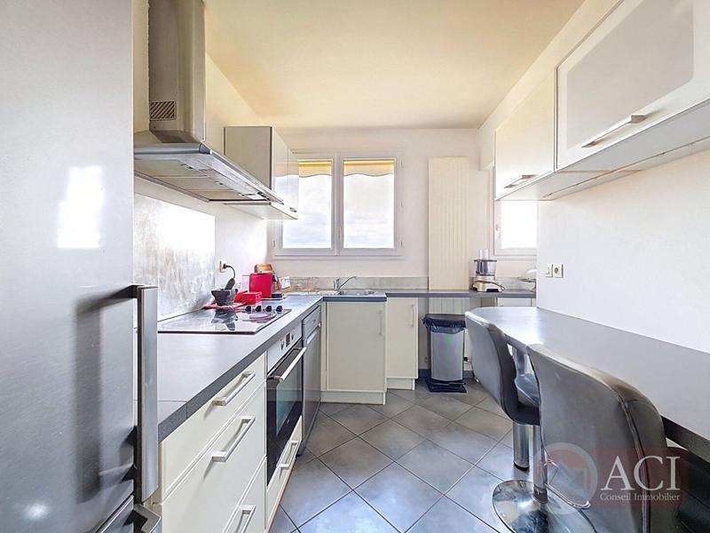 Appartement - 84 m² - 4 pièces