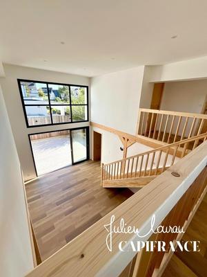 Maison - 102 m² - 5 pièces