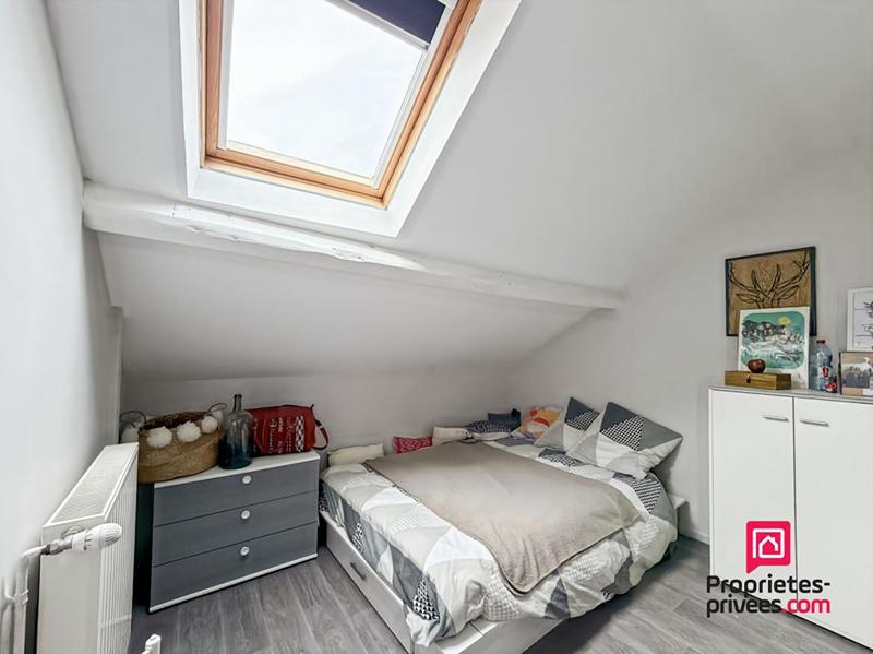 Maison - 366 m² - 13 pièces