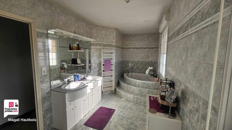 Maison - 123 m² - 5 pièces