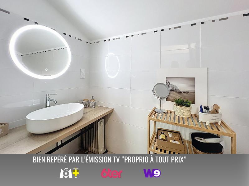 Maison - 330 m² - 8 pièces