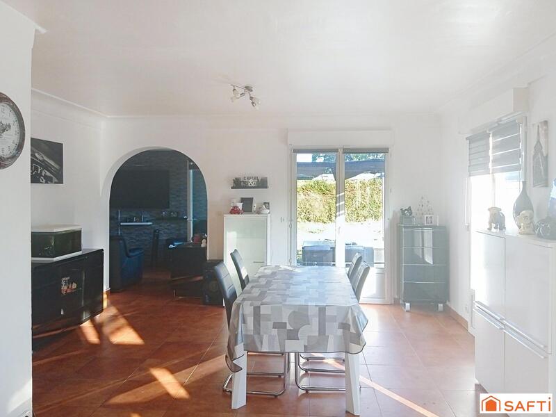 Maison - 100 m² - 4 pièces