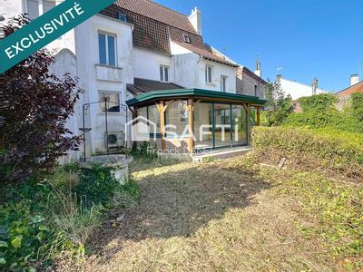 Maison - 315 m² - 12 pièces