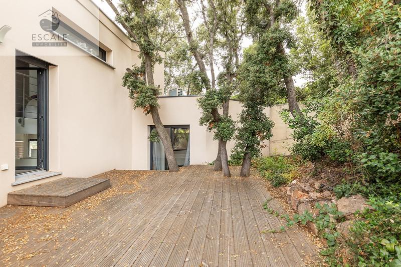 Maison - 200 m² - 6 pièces