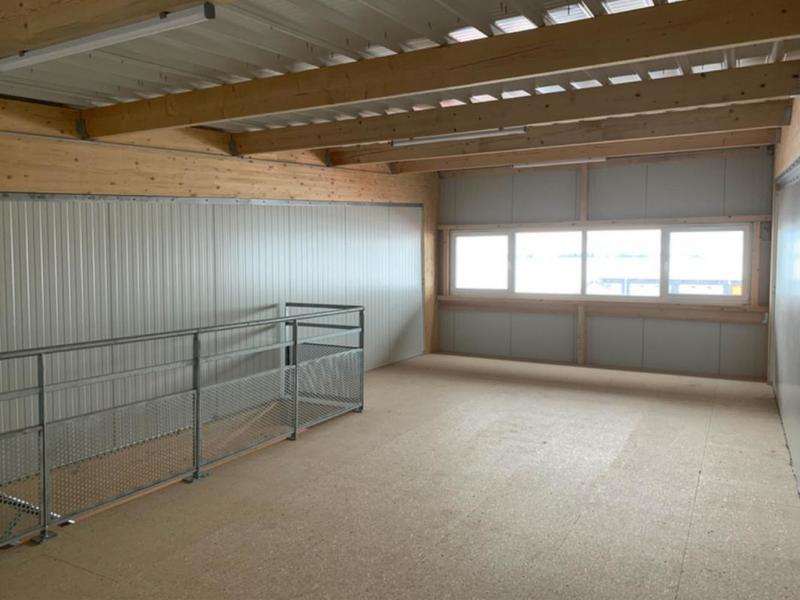Local d'activité / Entrepôt - 96 m²