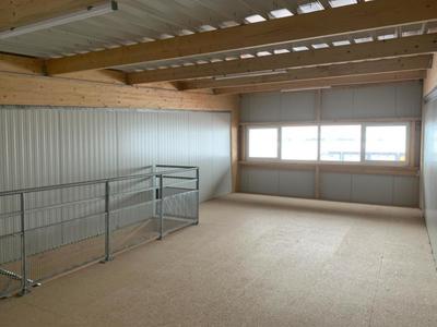 Local d'activité / Entrepôt - 96 m²