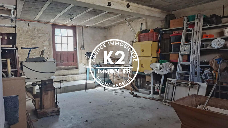 Maison - 100 m² - 5 pièces