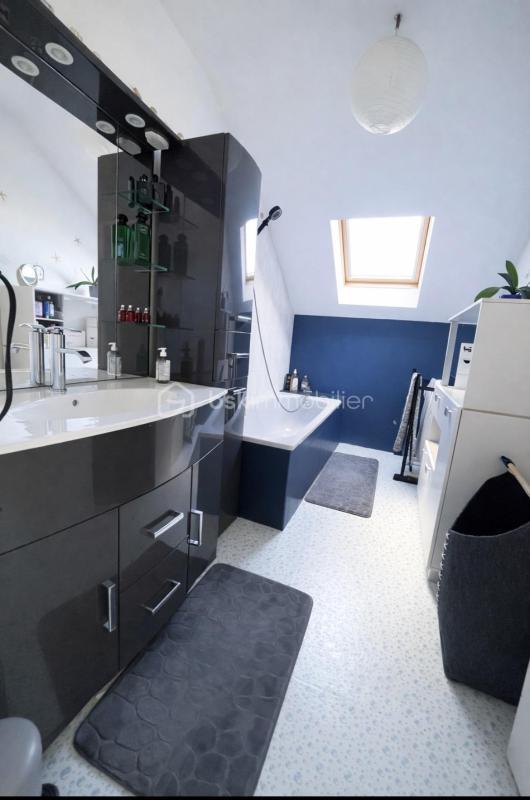 Maison - 173 m² - 11 pièces