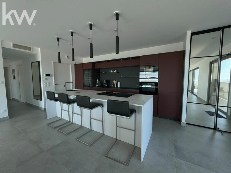 Appartement - 130 m² - 4 pièces