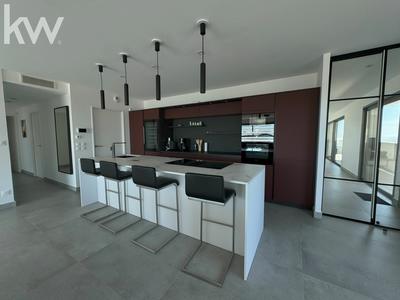 Appartement - 130 m² - 4 pièces