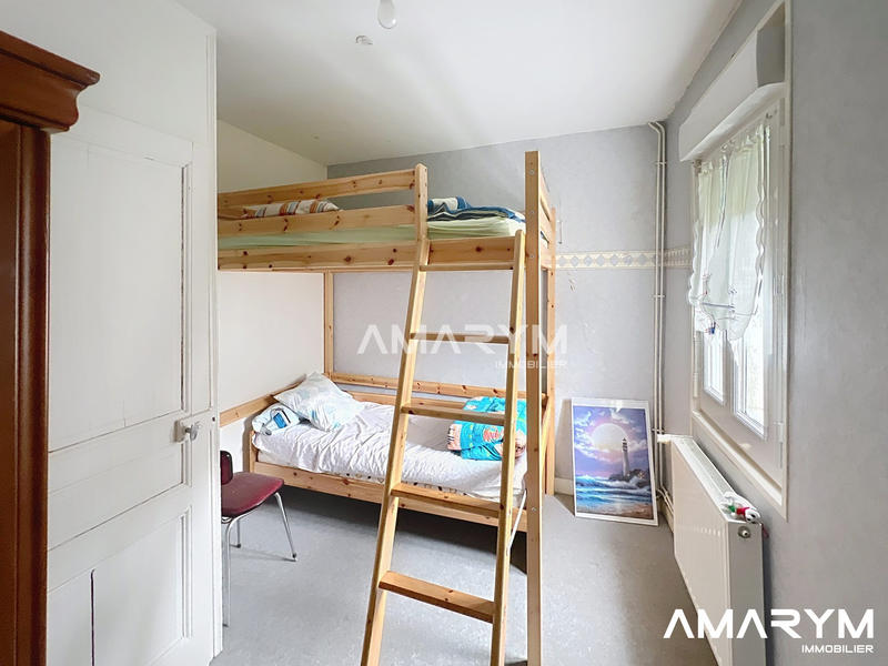 Maison - 90 m² - 5 pièces