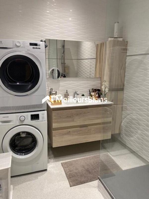 Appartement bourgeois - 182 m² - 5 pièces