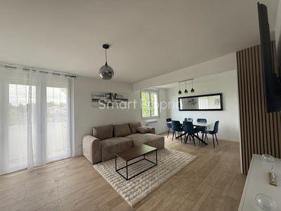 Appartement - 80 m² - 4 pièces