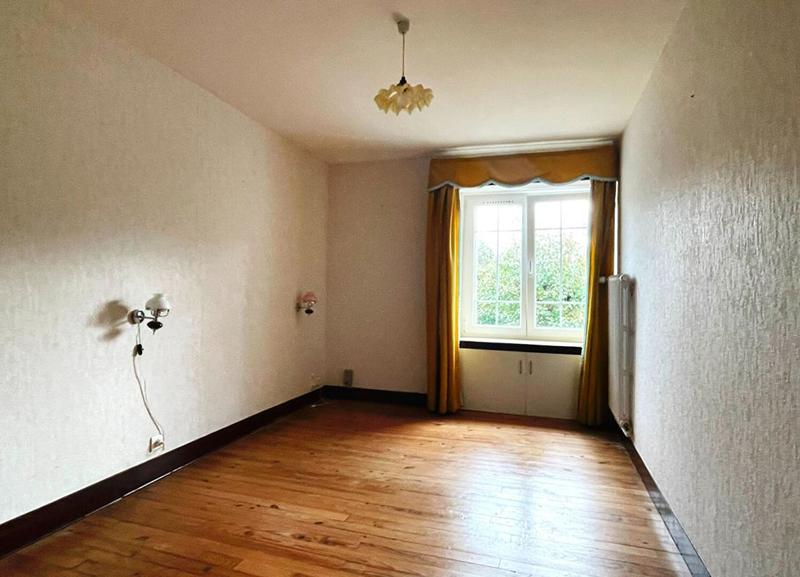 Maison - 117 m² - 7 pièces