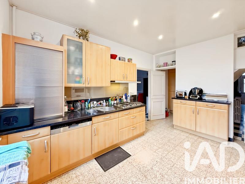 Maison de ville - 295 m² - 9 pièces