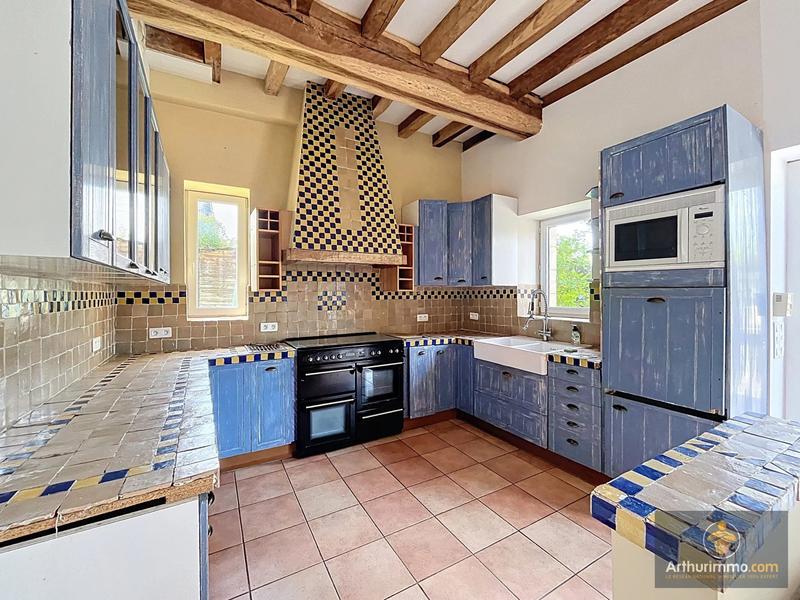 Maison - 288 m² - 8 pièces