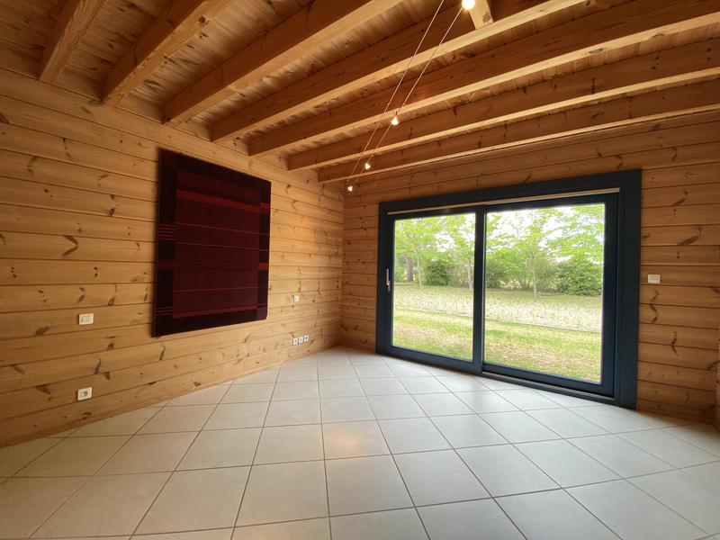 Maison - 371 m² - 15 pièces