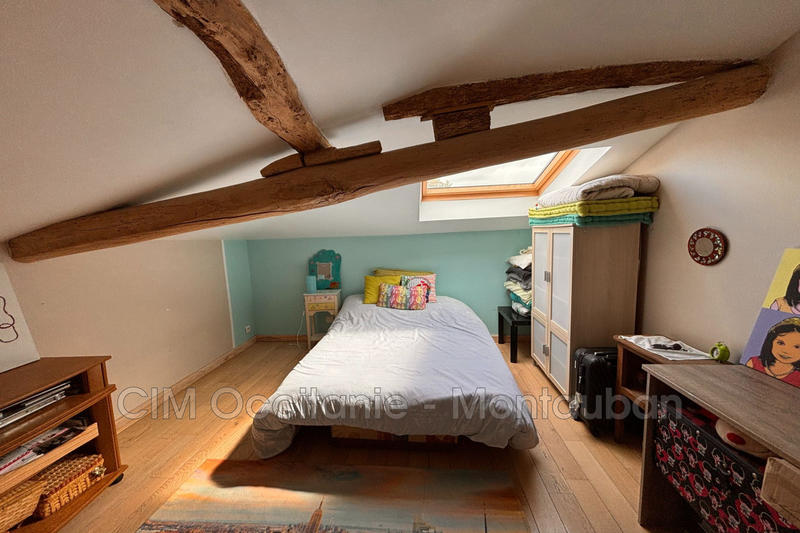 Maison - 220 m² - 7 pièces