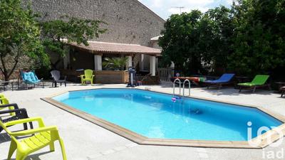 Maison - 362 m² - 8 pièces