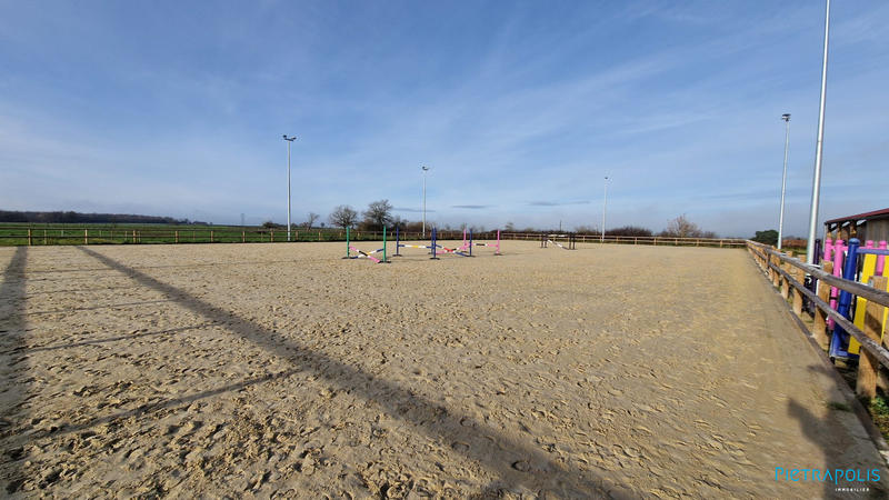 Villa - 239 m² - 7 pièces