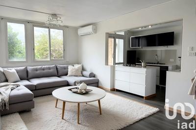 Appartement - 79 m² - 4 pièces