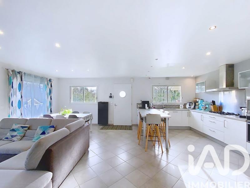 Maison - 130 m² - 6 pièces