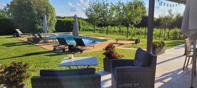 Maison - 420 m² - 10 pièces