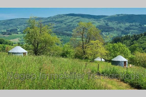 Maison - 205 m² - 4 pièces