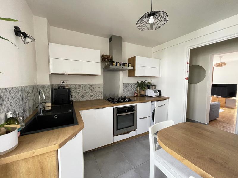 Appartement - 72 m² - 3 pièces