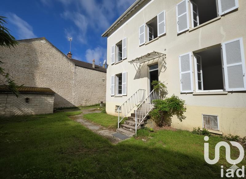 Maison - 148 m² - 8 pièces