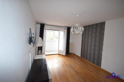Appartement - 72 m² - 3 pièces