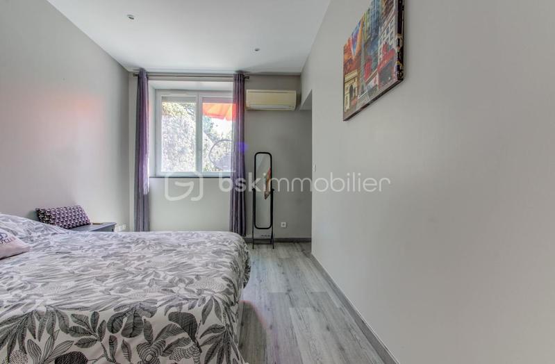 Loft - 95 m² - 4 pièces