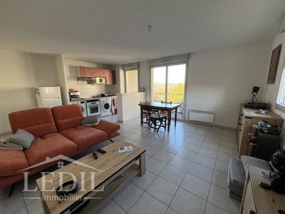 Appartement - 62 m² - 3 pièces