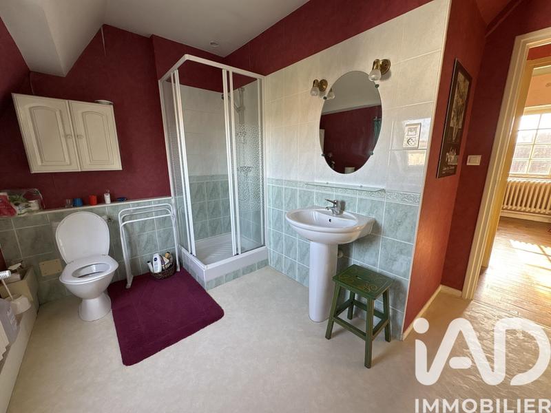 Maison - 188 m² - 8 pièces