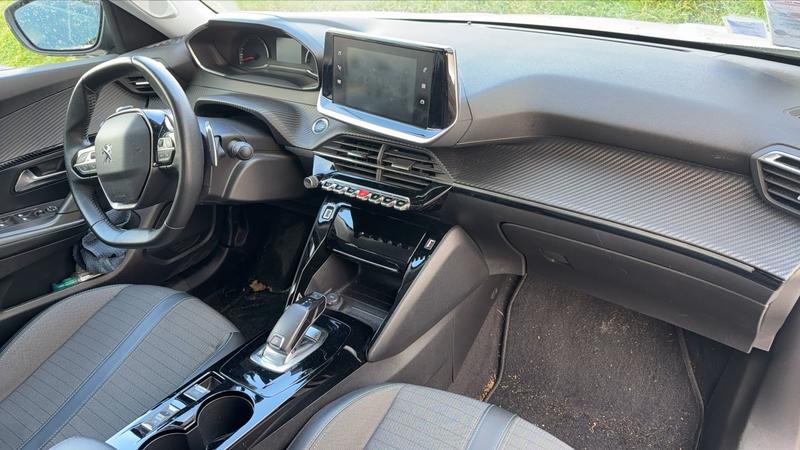 Peugeot 2008 1.5 BlueHDi 130 Eat8 Allure Business