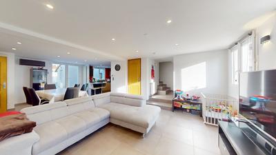 Maison - 135 m² - 6 pièces