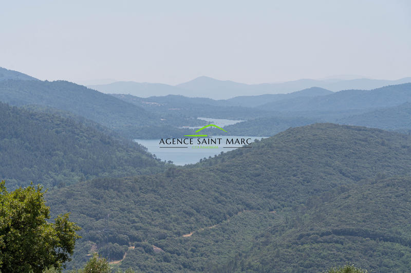 Maison - 208 m² - 5 pièces