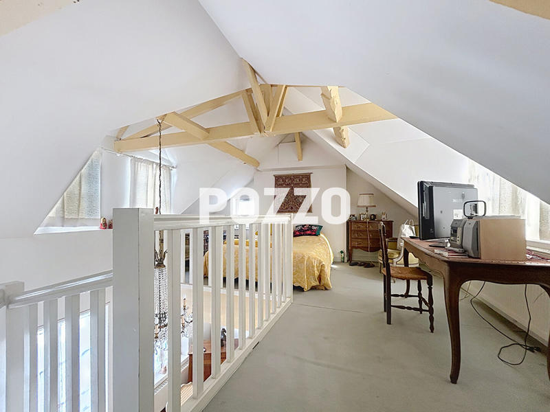 Maison - 163 m² - 6 pièces