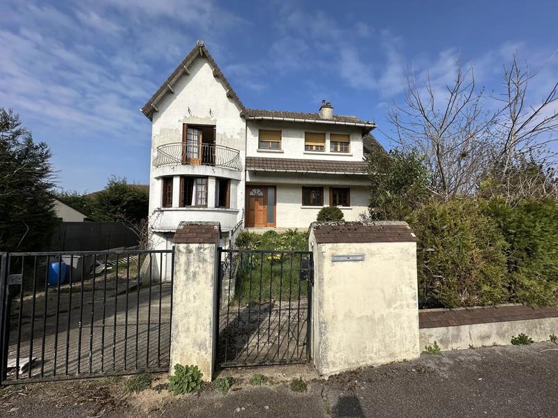 Maison - 152 m² - 7 pièces