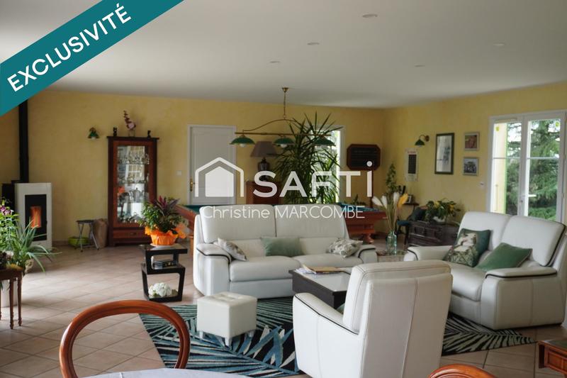 Maison - 222 m² - 8 pièces